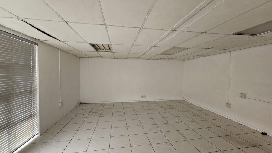 To Let commercial Property for Rent in Beaconvale Western Cape